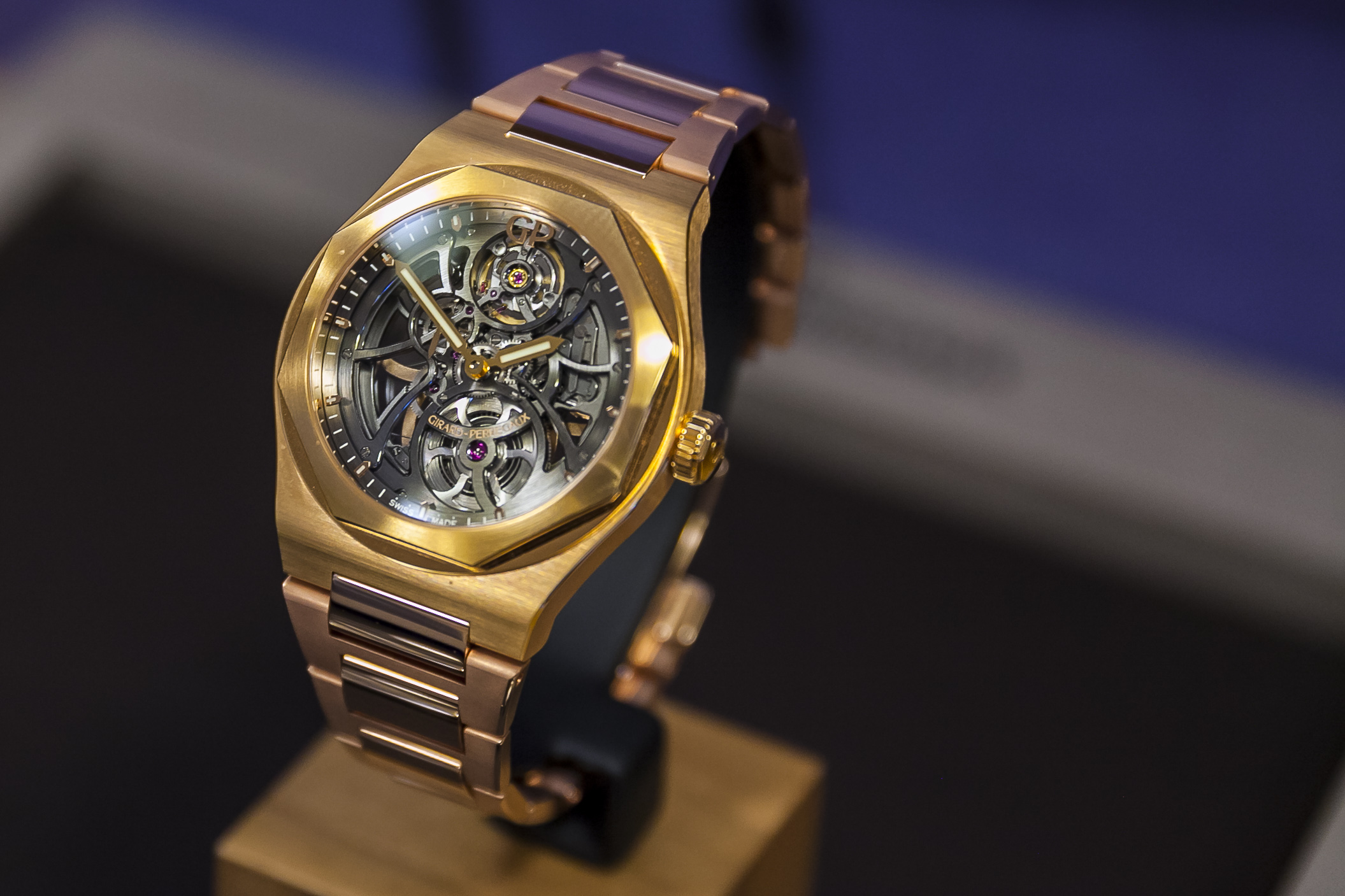 Laureato Skeleton in pink gold