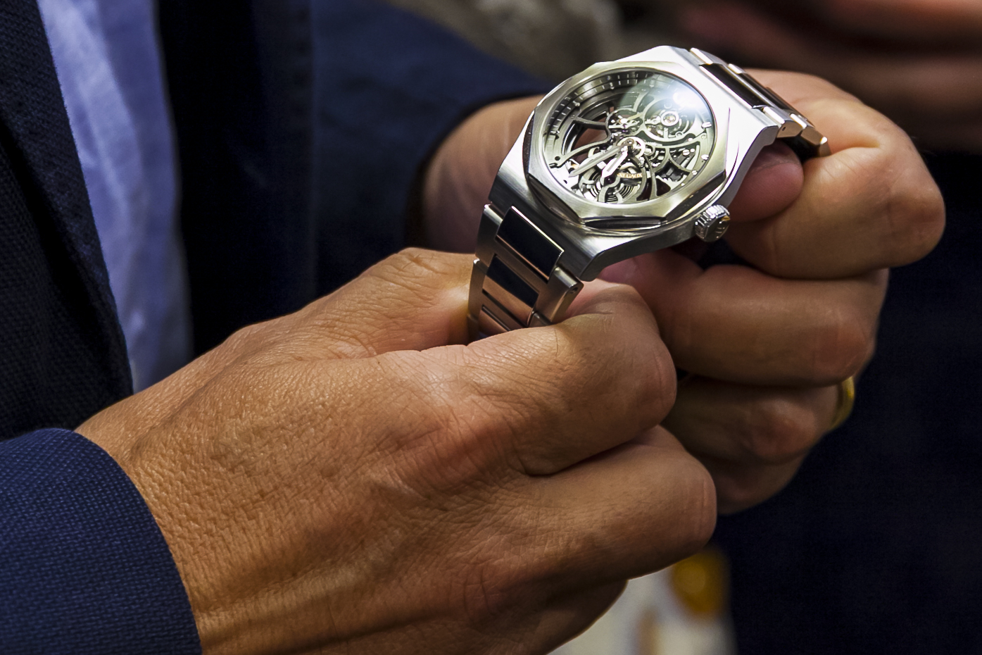 Laureato Skeleton in steel