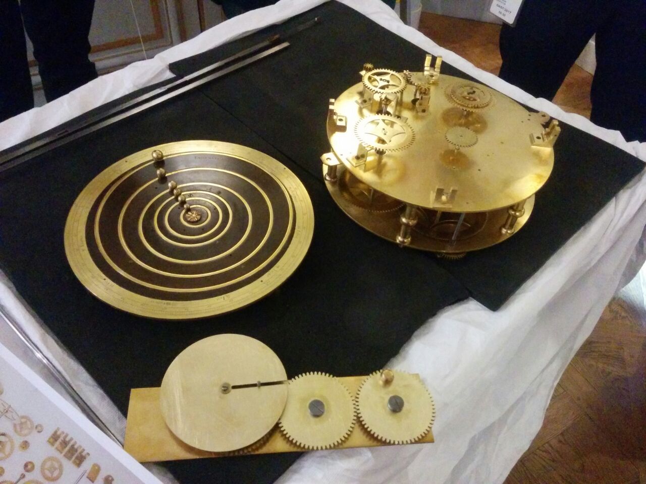 Components of La Création du Monde