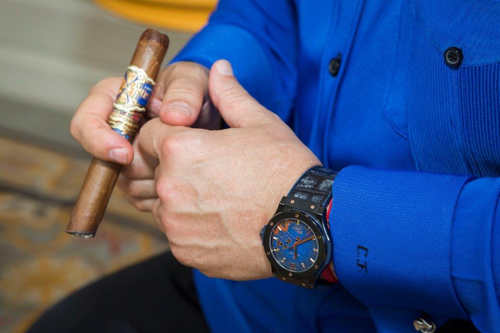 CARLITO FUENTE WEARING THE CLASSIC FUSION FUENTE 20th ANNIVERSARY SPECIAL EDITION
