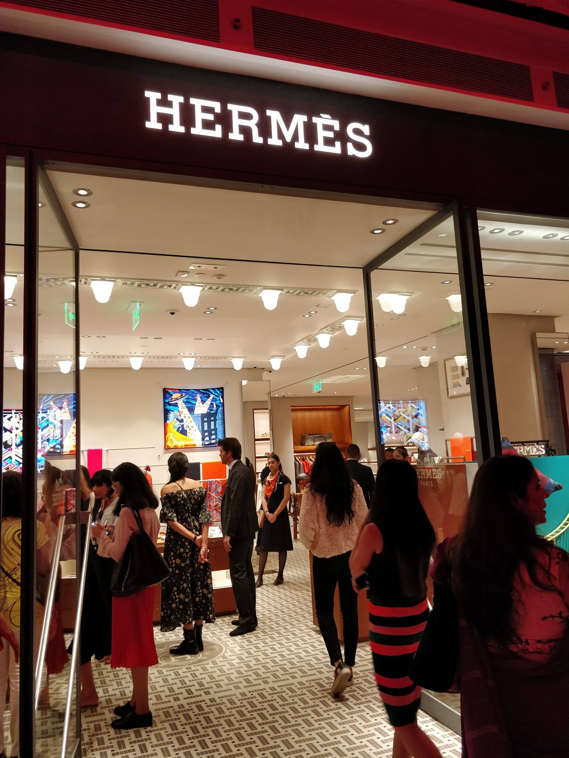 New Hermes Boutique