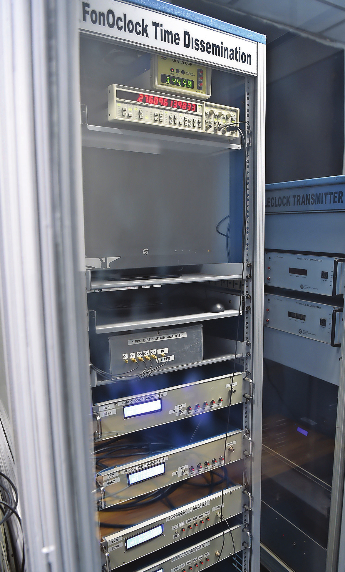 Caesium clocks at the National Physical Laboratory