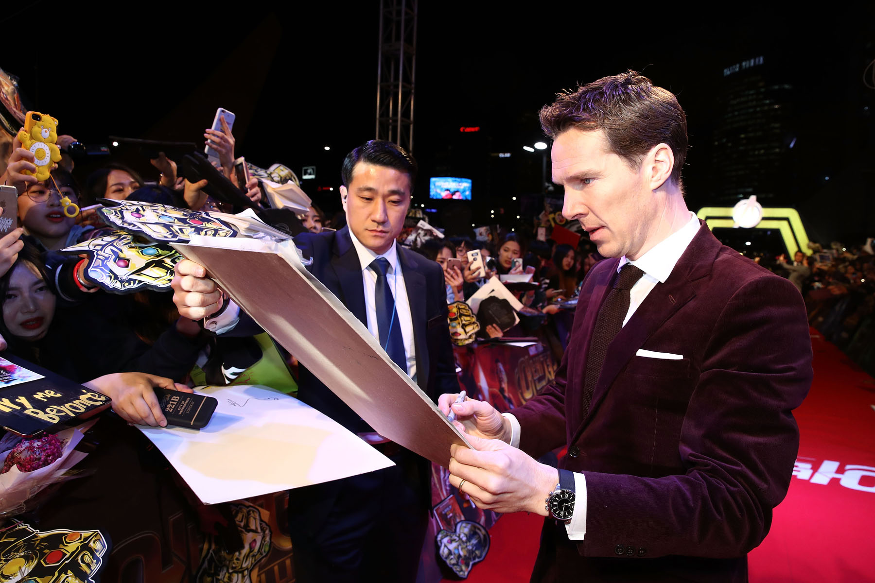 Benedict Cumberbatch in Seoul with a Jaeger-LeCoultre Polaris Memovox_2.jpg