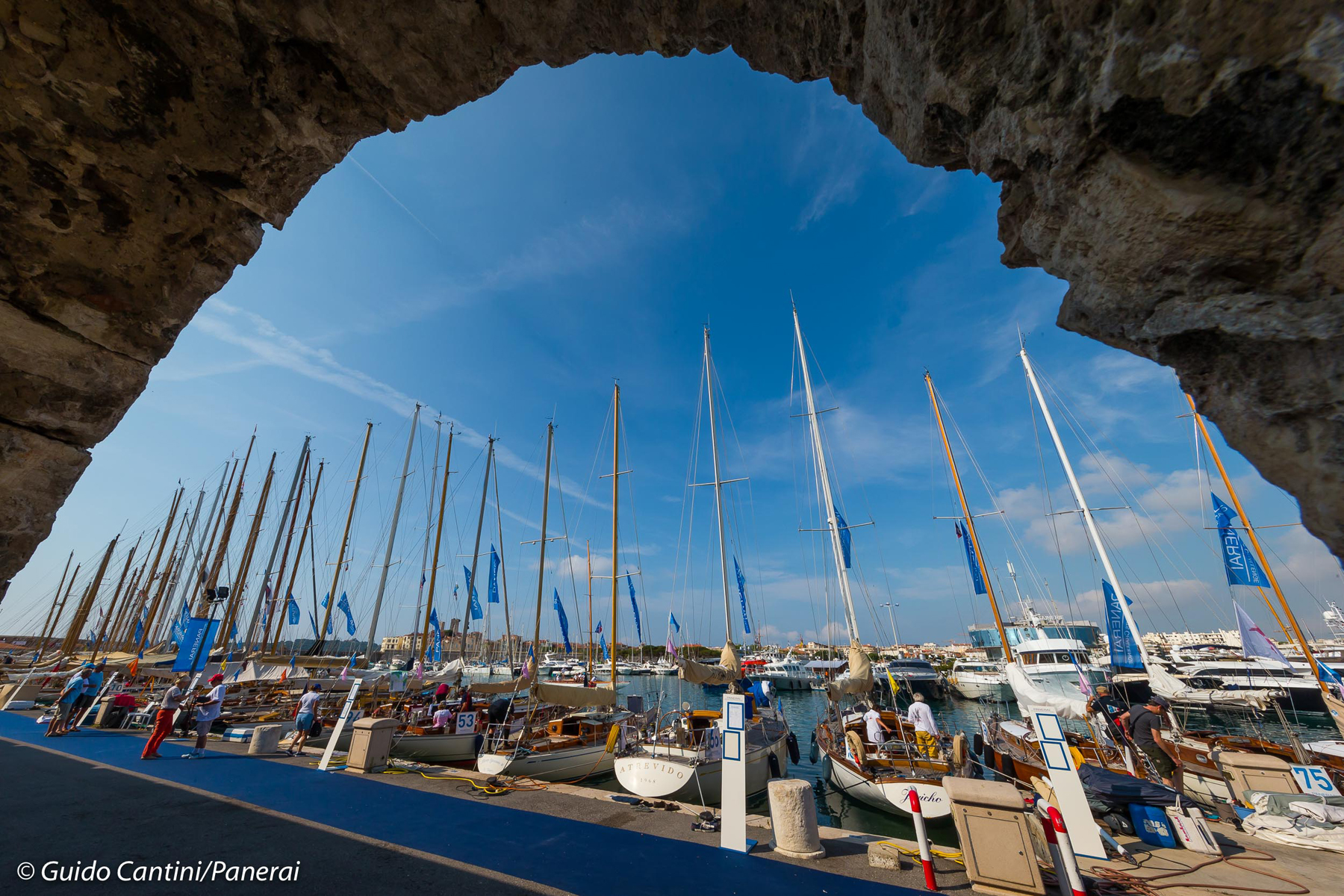 PCYC_LE VOILES_D'ANTIBES_OFFICINE PANERAI (3).JPG