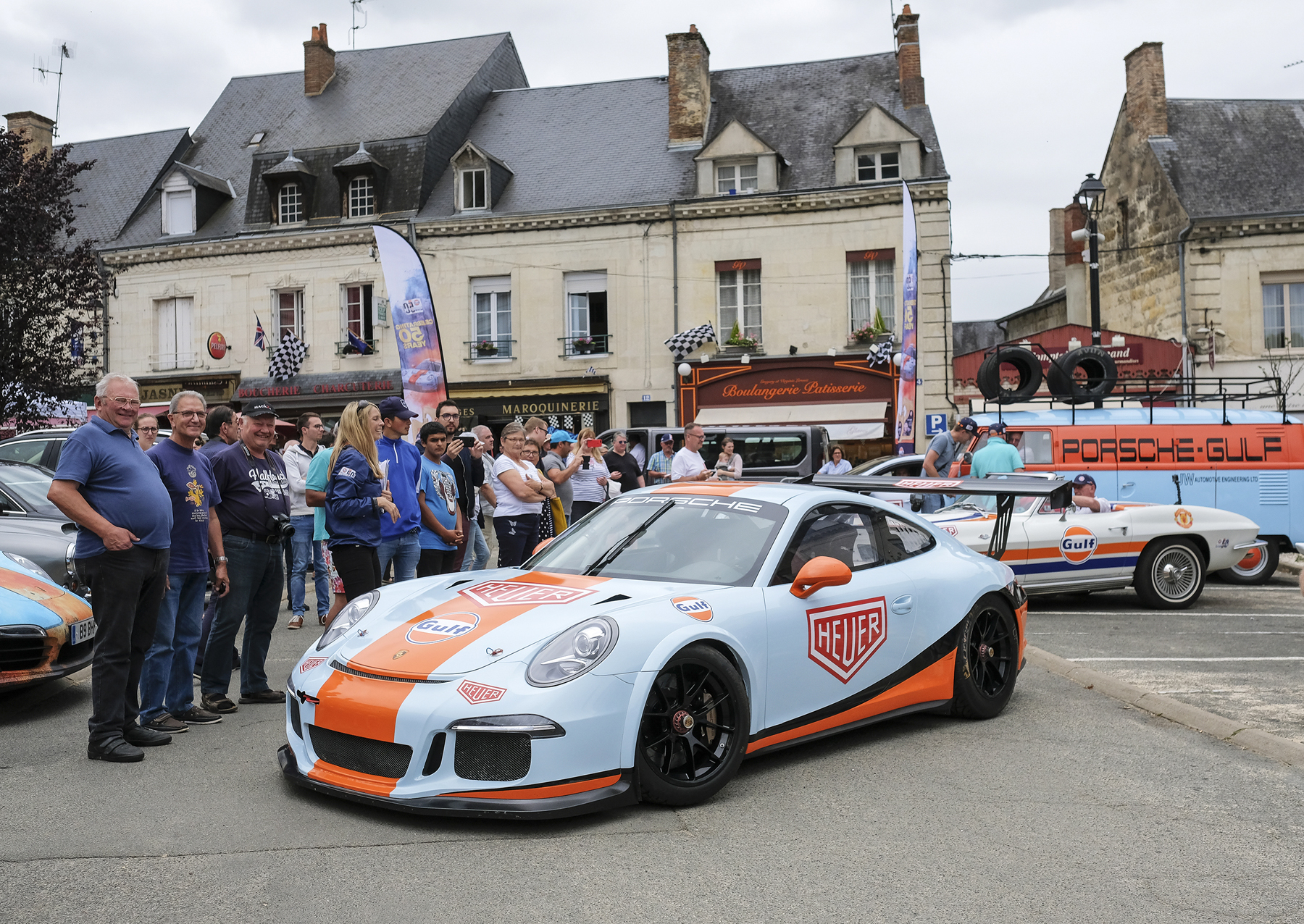 TAGHeuer_LeMans_Gulf 50th Anniversary (9).jpg