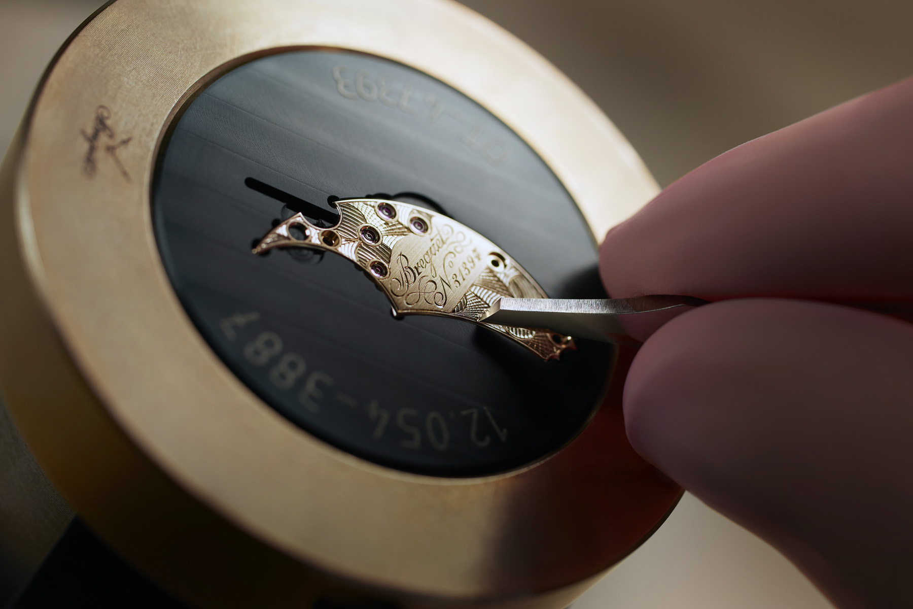 Breguet 5367_engraving.jpg