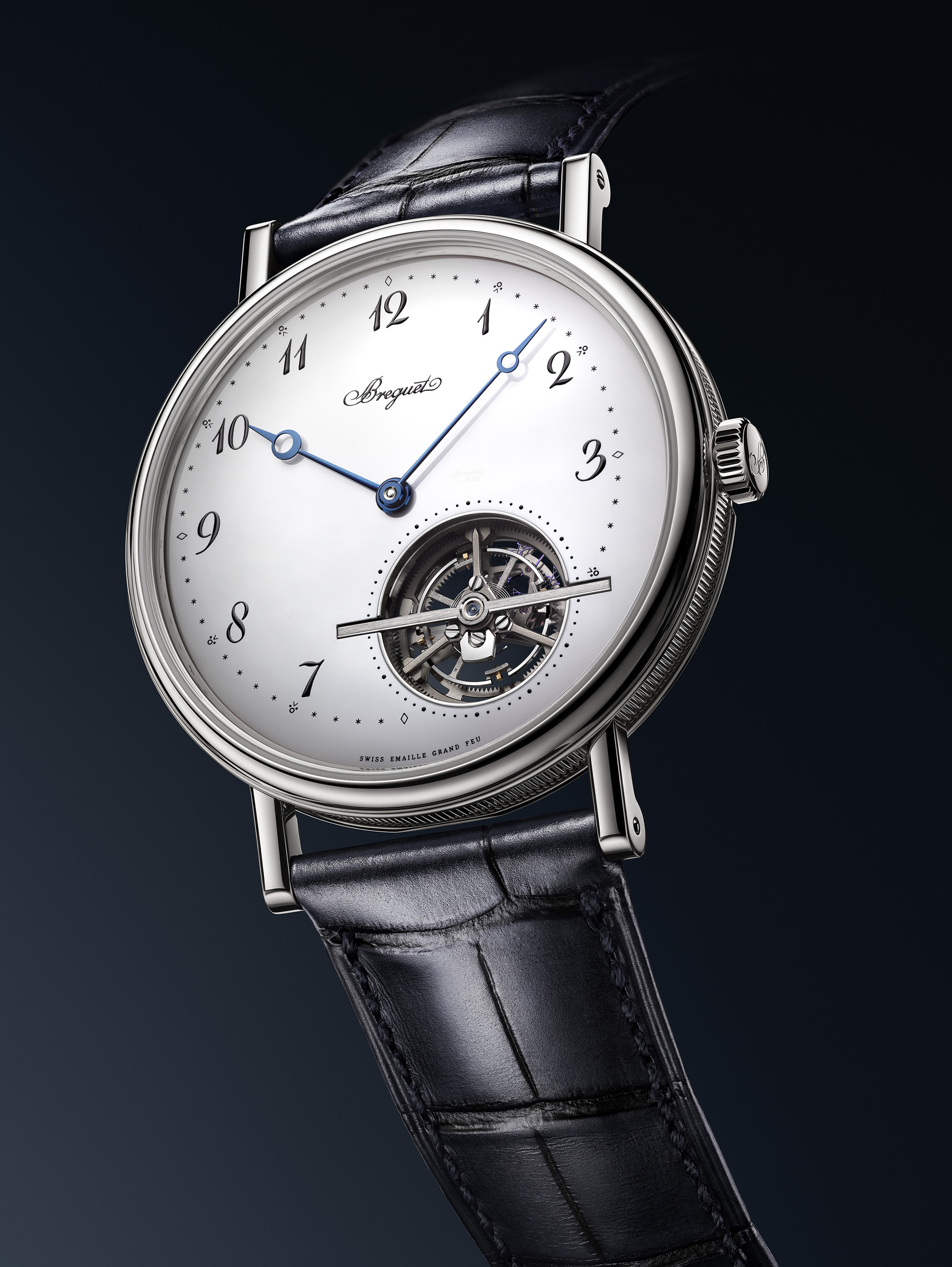 Breguet Classique Tourbillon Extra-Plat 5367PT299WU_PR (2).jpg