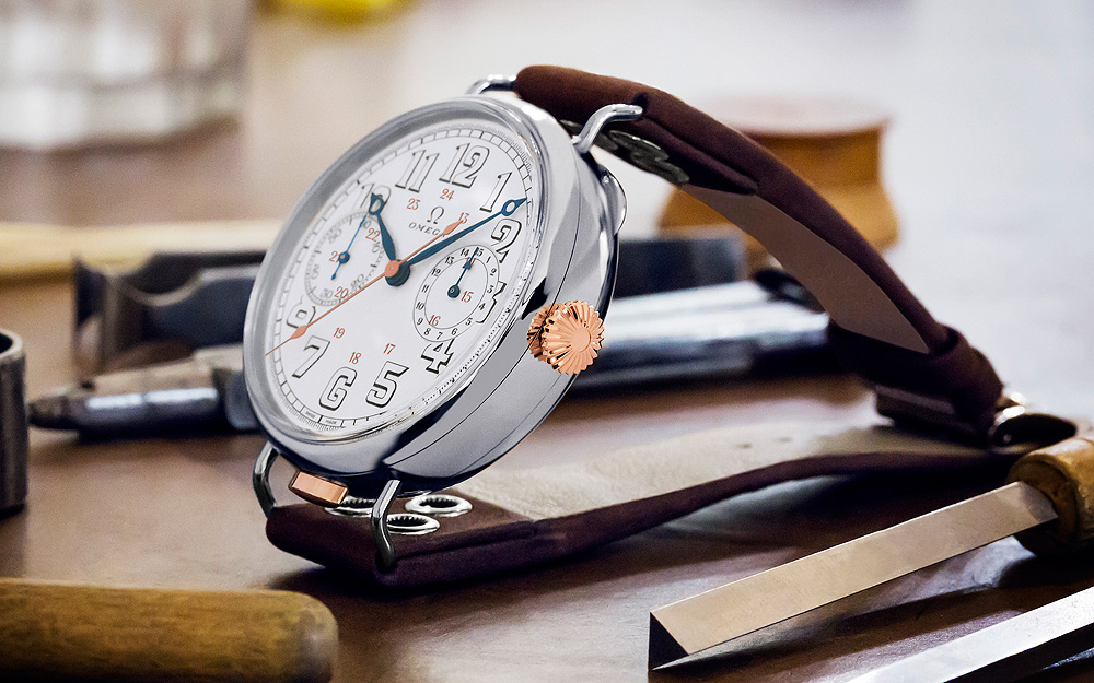 Omega’s Sedna gold is used for the crown and bottom-mounted chronograph pusher.