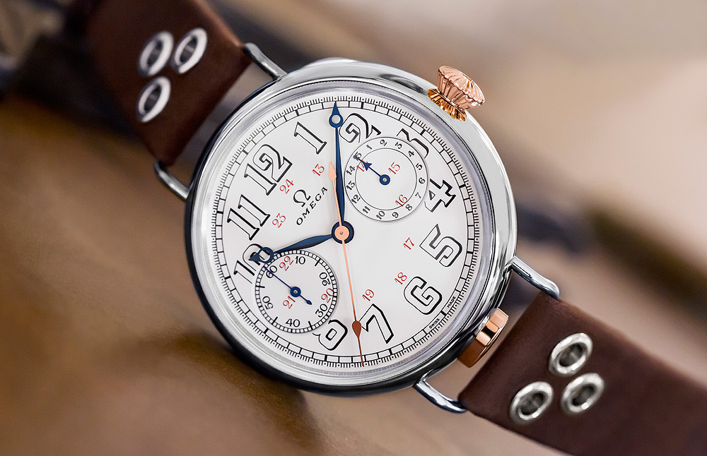 Period details on the white enamel dial include the open Arabic numerals, “Empire” hands, and 15-minute chrono counter.