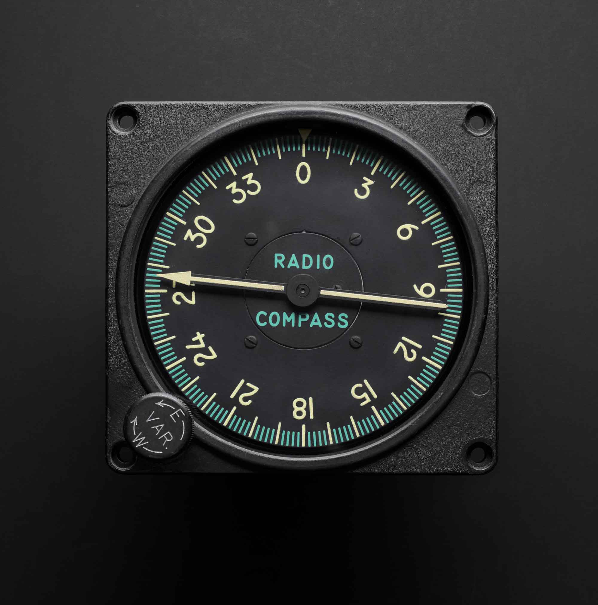 I57-09-compteur-Radio-Compass.jpg