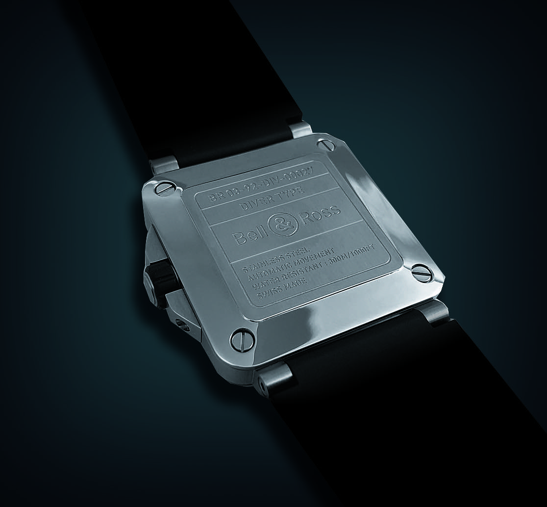 Four strong screws connect the back to the middle and upper parts of the case. A simply decorated ETA Caliber 2892 ticks inside.