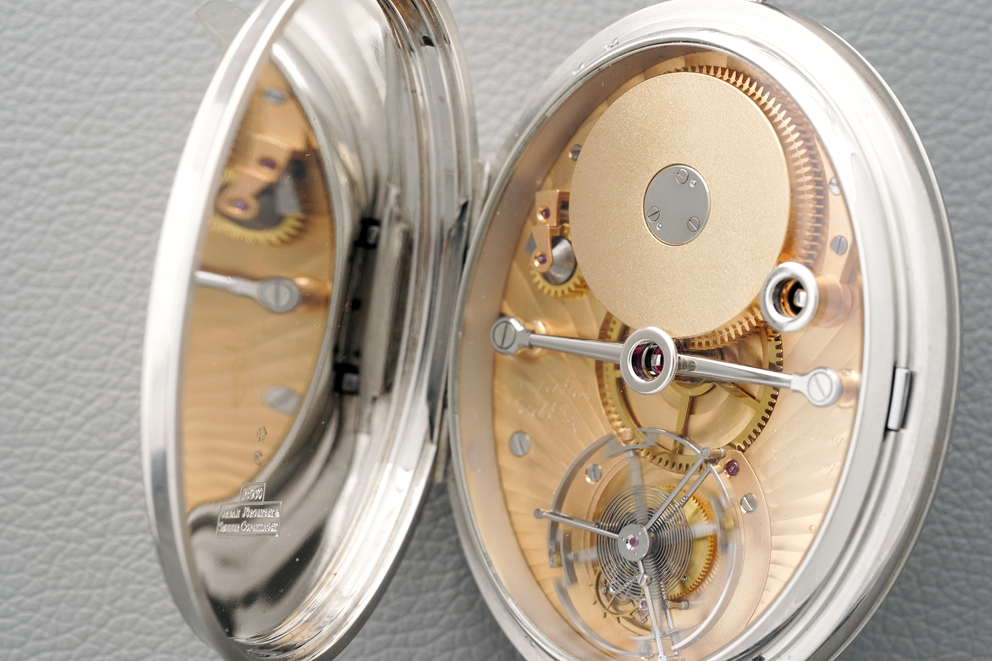 Derek Pratt for Urban Jurgensen Ovale movement view.jpg