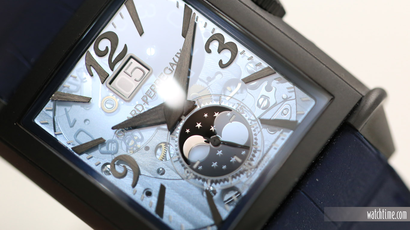 Girard_Perregaux_Vintage_Earth_to_Sky_Dial_2019.jpg
