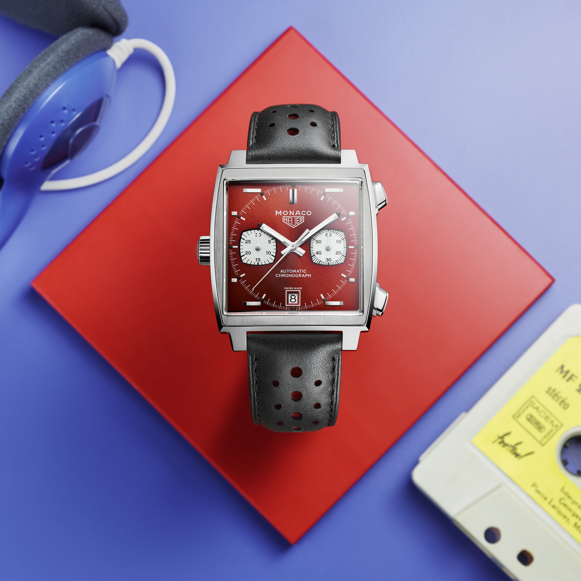 CAW211W.FC6467 SPECIAL ED. THROUGH TIME 80'S - LIFESTYLE 2019 HD_edited-1.jpg