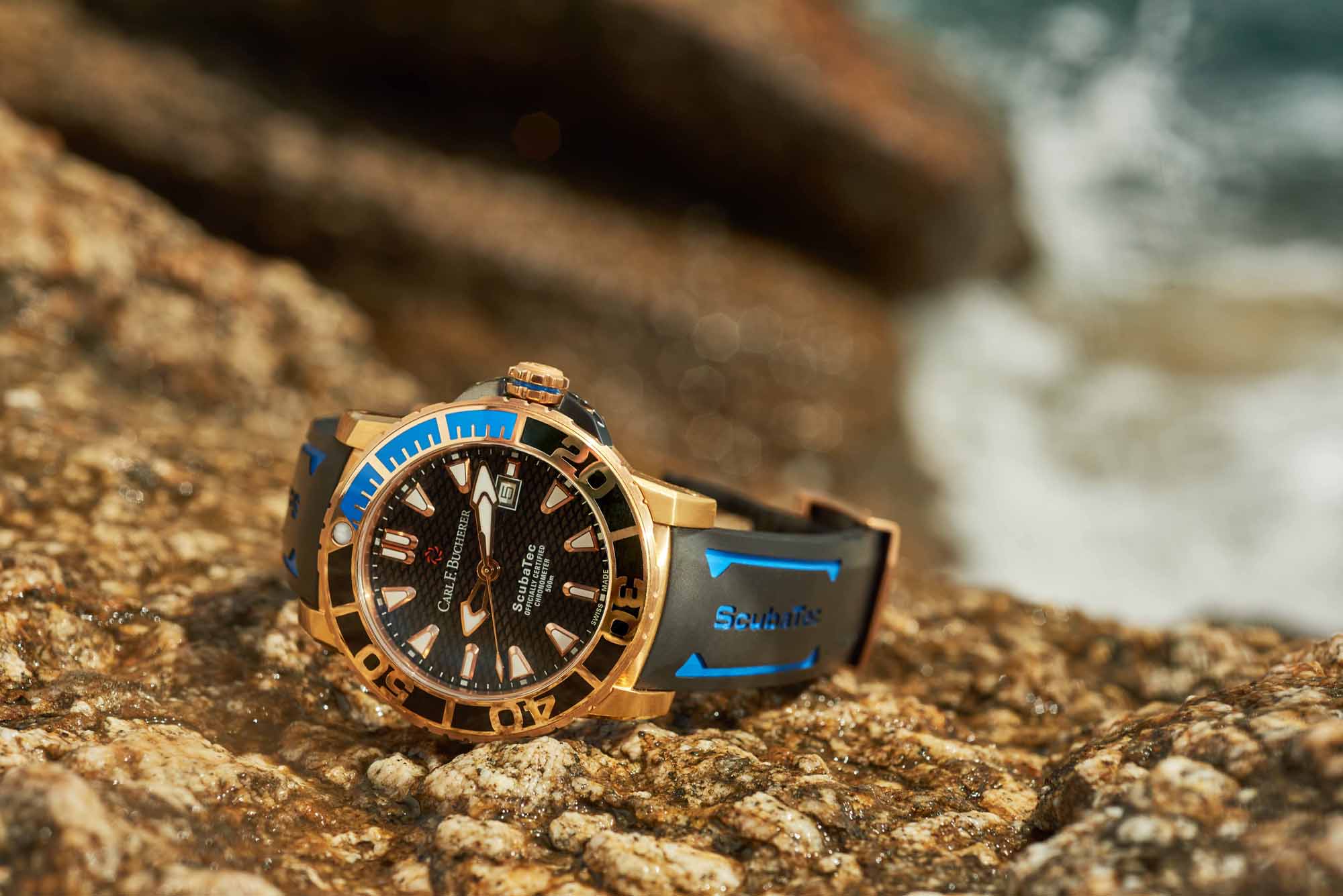 Patravi_ScubaTec_Gold_Black_Dial.jpg