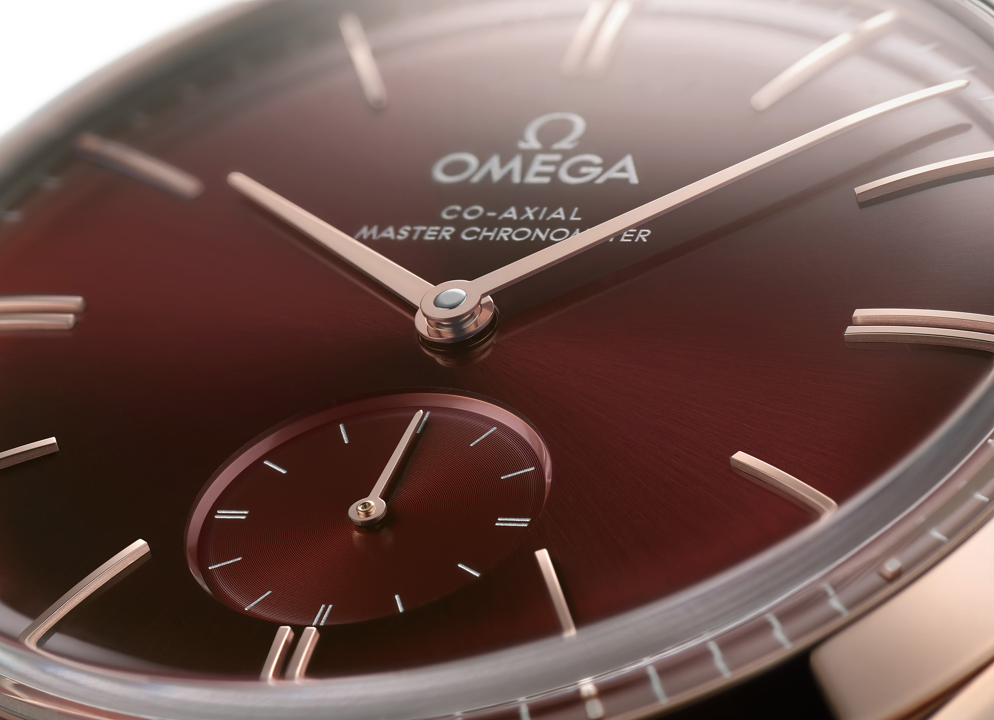 OMEGA_435.53.40.21.11.002_close-up.jpg