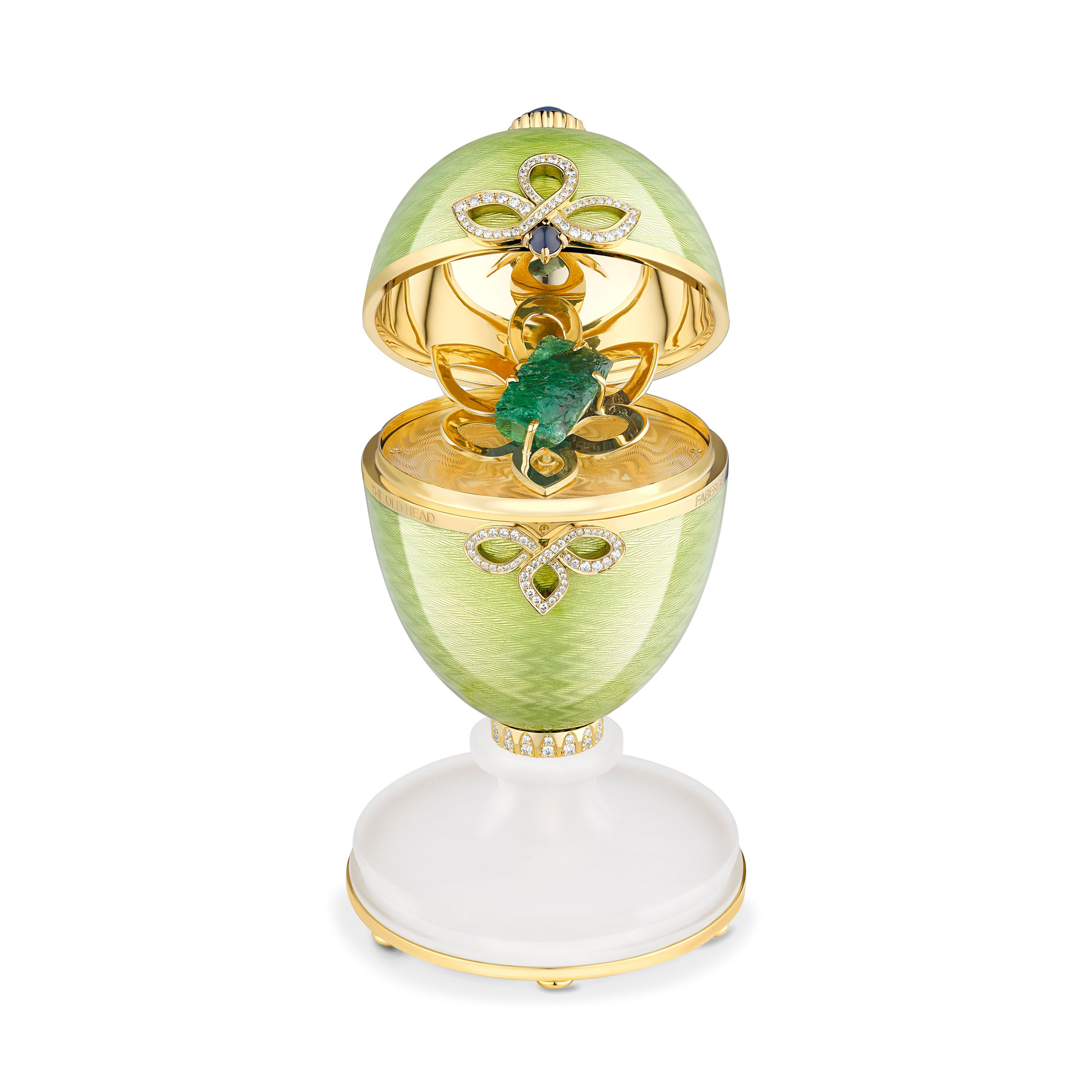 Fabergé Emerald Isle Bespoke Celtic Egg (open)_credit Faberge.jpg