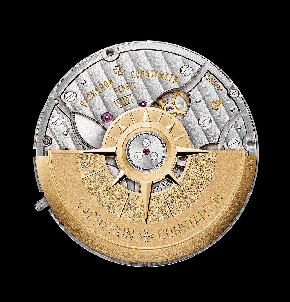 The gold rotors in modern Overseas models are enhanced with a wind rose.