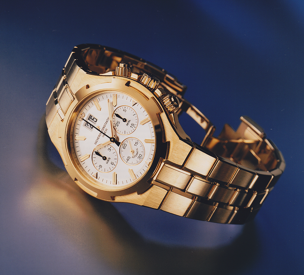 The phase one version of the Overseas Chronograph had a Maltese cross theme in its bezel