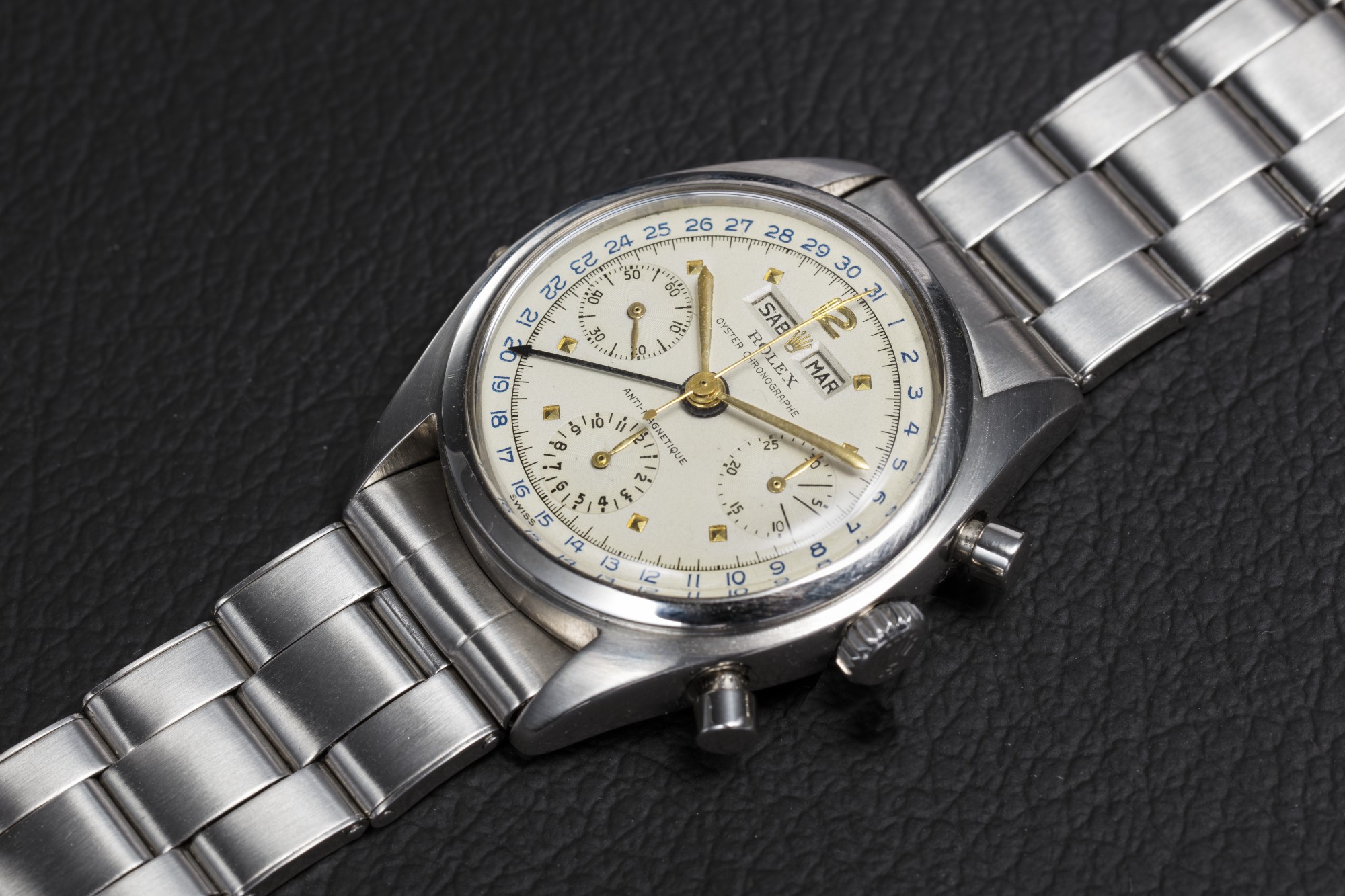 Watches Online: Dubai Edit