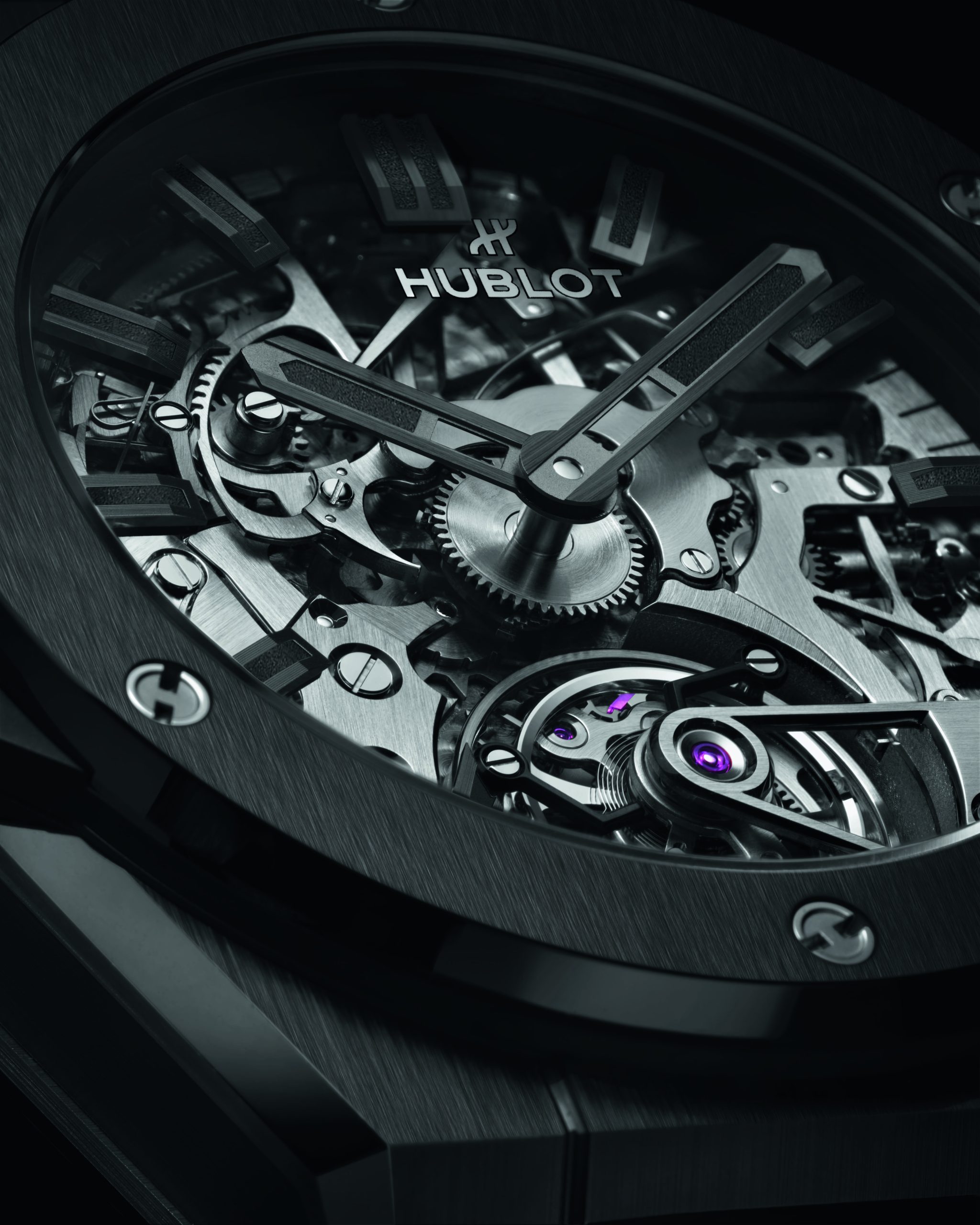 Hublot_Big Bang Integral Tourbillon Cathedral Minute Repeater Black Ceramic2.jpg