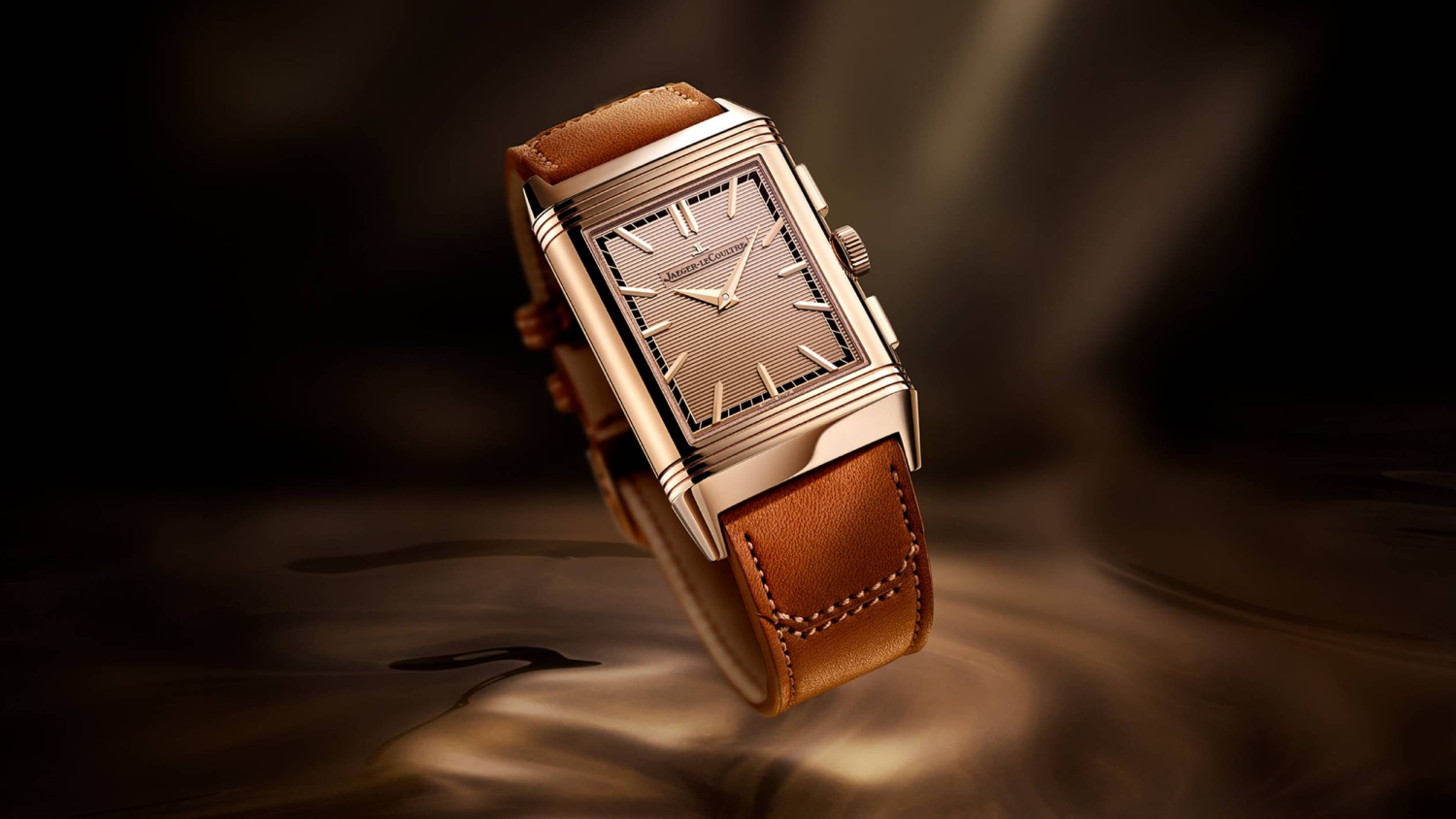 Jaeger-LeCoultre presents the new Reverso Tribute Chronograph in red gold
