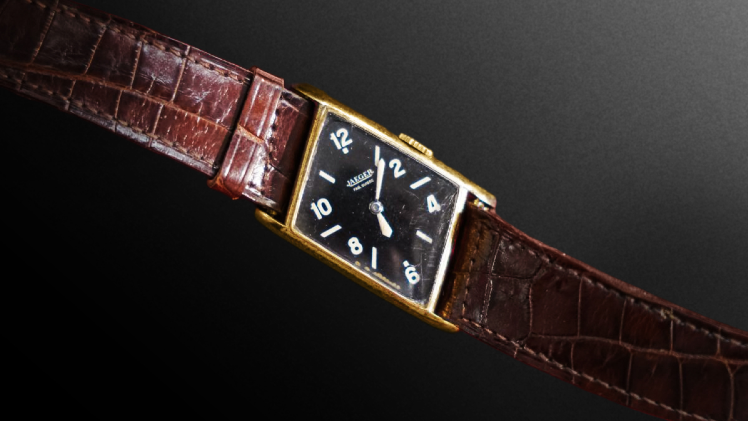 An early 20th-century Jaeger-LeCoultre watch sells for €68,200