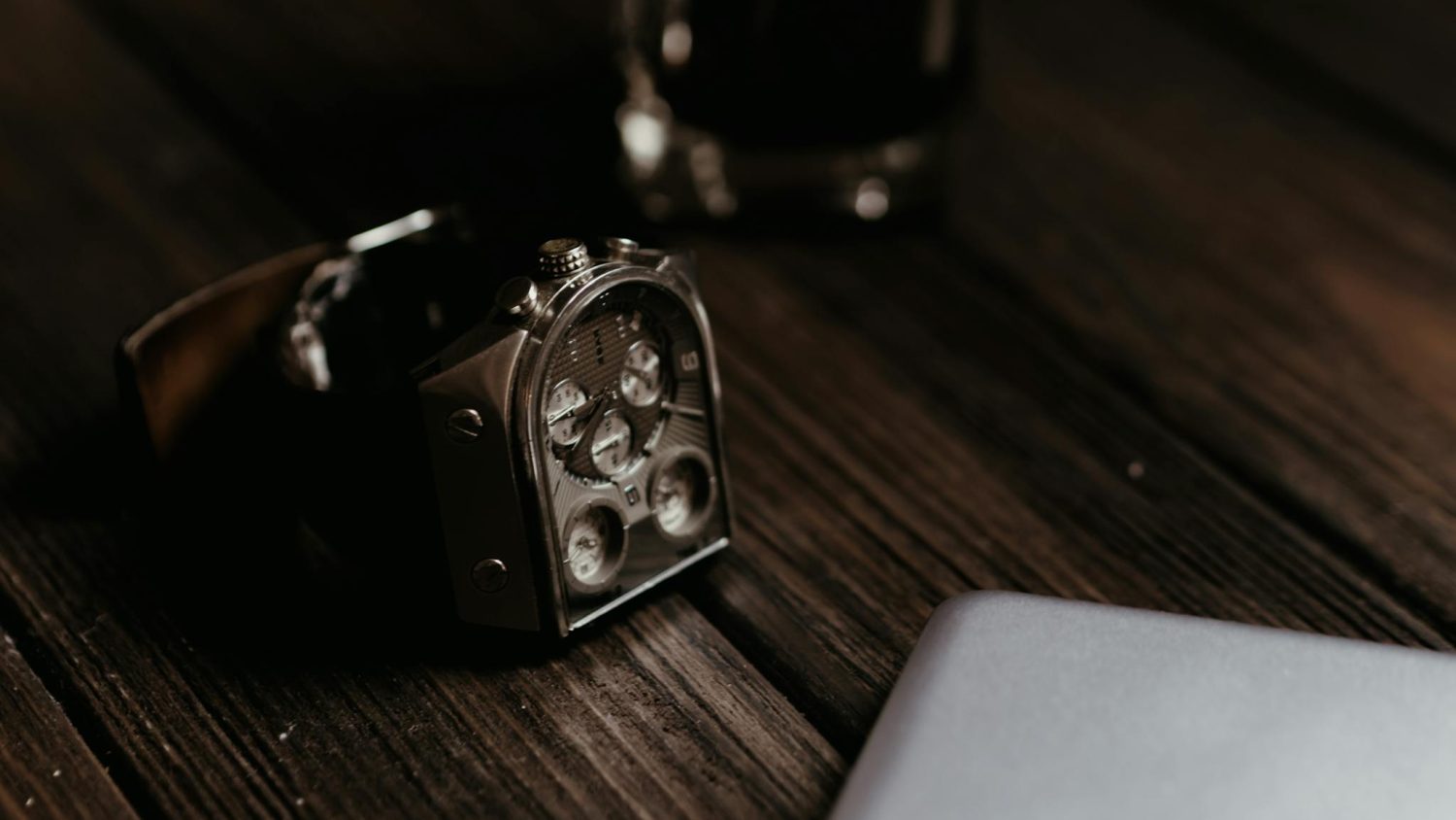 Hands-On Review: A Modern Field Watch Done Right