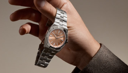 Watches and Wonders 2026: Vacheron Constantin debuts the New Ultra-Thin Manufacture Calibre 2550