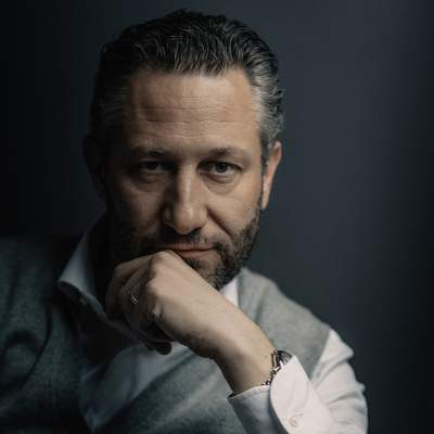 Expert in collector's watches, Co-Founder and Partner with Phillips in Association with Bacs & Russo / Switzerland