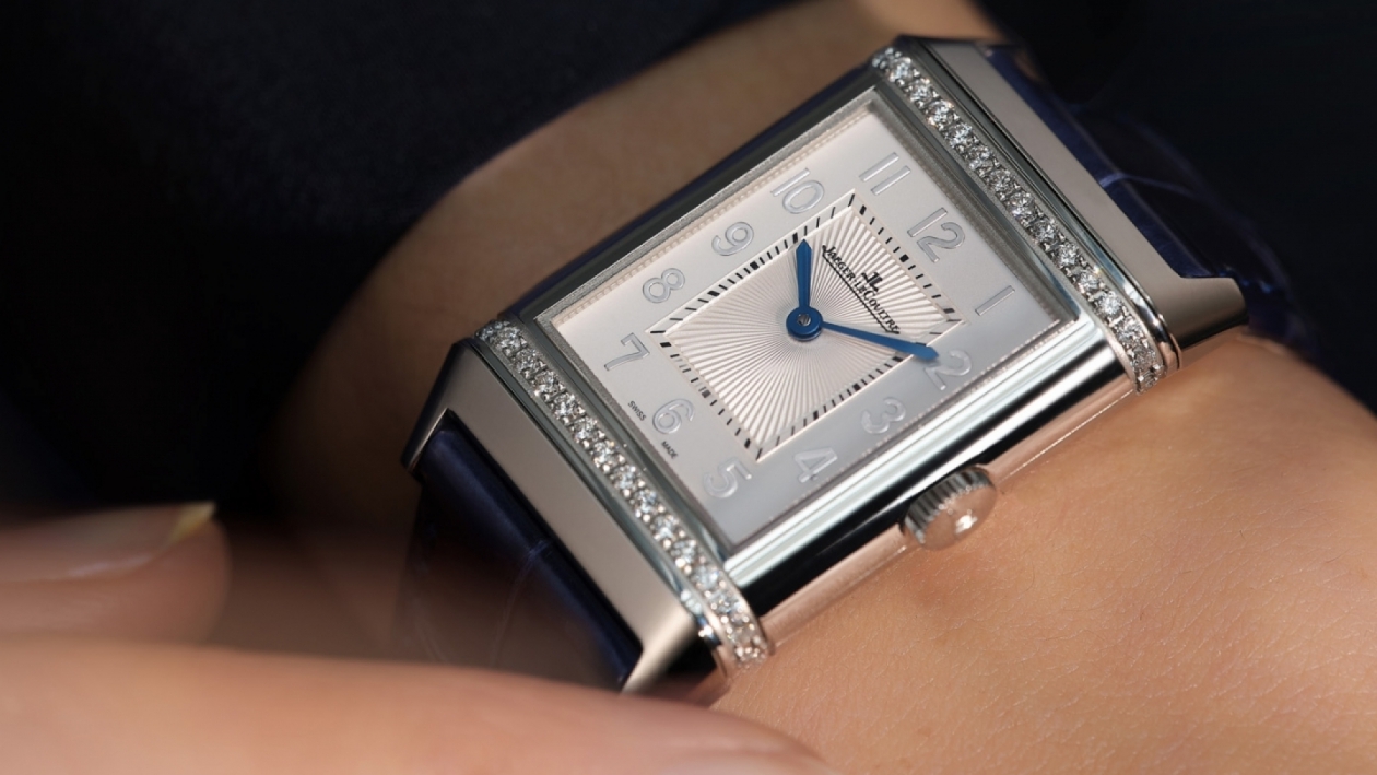 Reverso collection expands with Reverso Duetto Medium