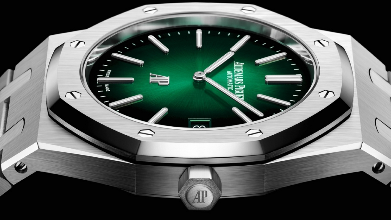 Size Me Big, says the new Audemars Piguet Jumbo