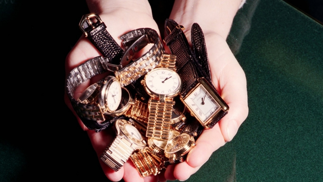 The Rise of Counterfeit Luxury Watches on the Internet