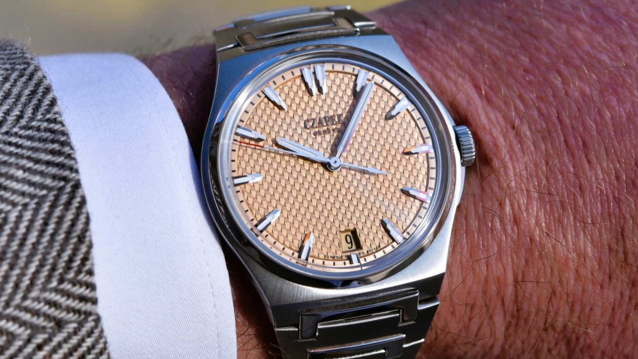 Czapek’s Antarctique Passage de Drake now in salmon and glacier blue
