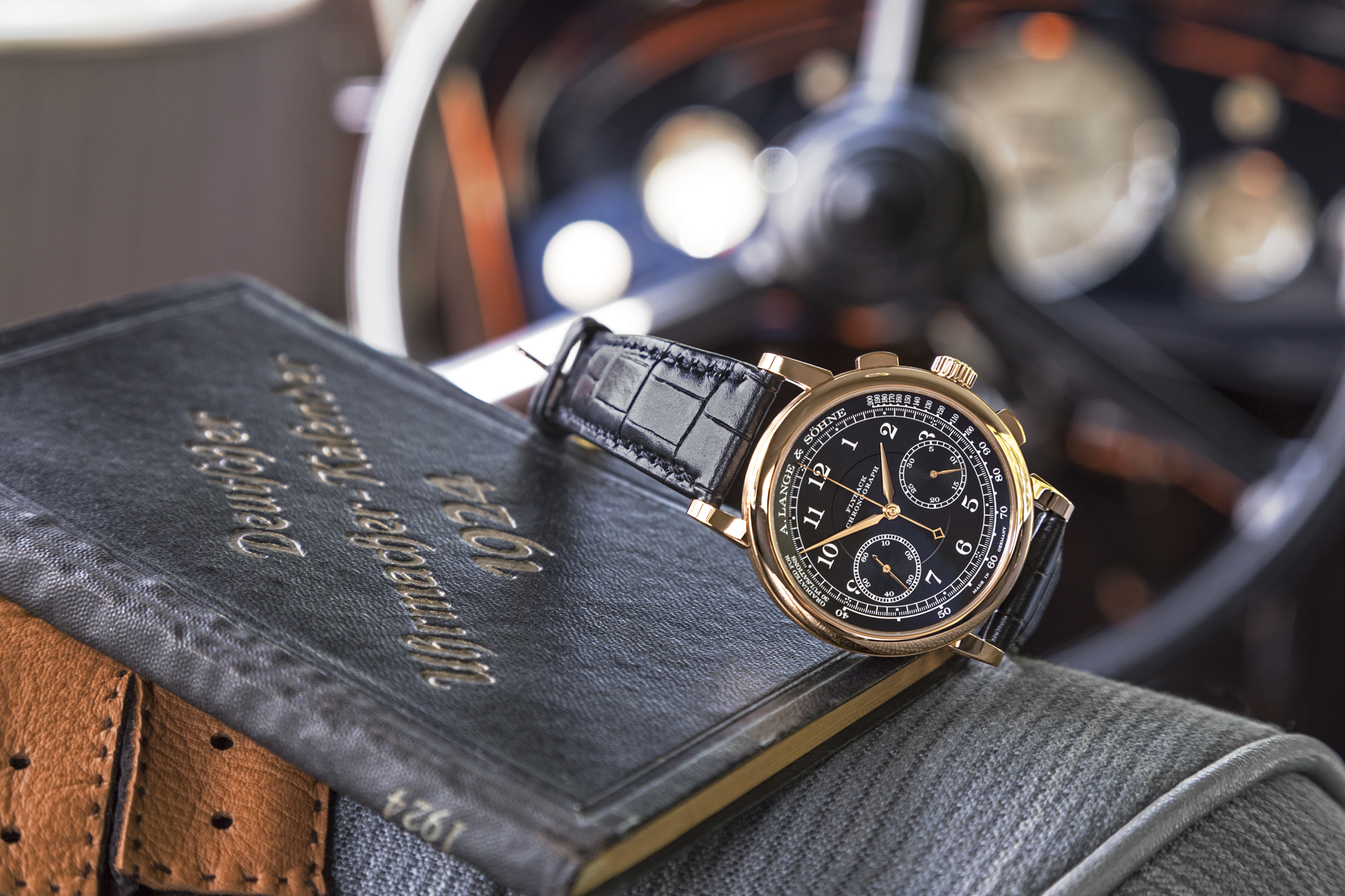 Presented in January 2018, in a historic BMW 321, which was also owned by the family of Walter Lange.