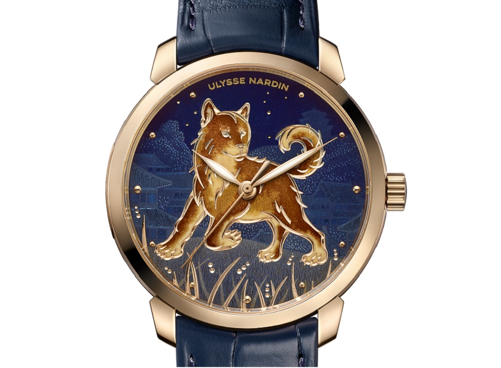 The Classico Dog is brought to life using centuries-old enamelling techniques on the dial. Available in a limited edition of 88 pieces in 18k rose gold and is powered by the self-winding UN-815 movement.