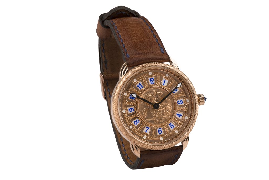 Antiqua Watch