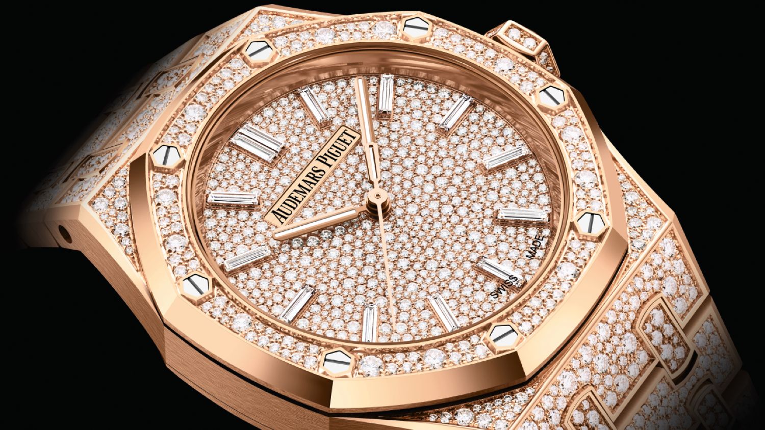 Audemars Piguet drops new timepieces in the Royal Oak collection