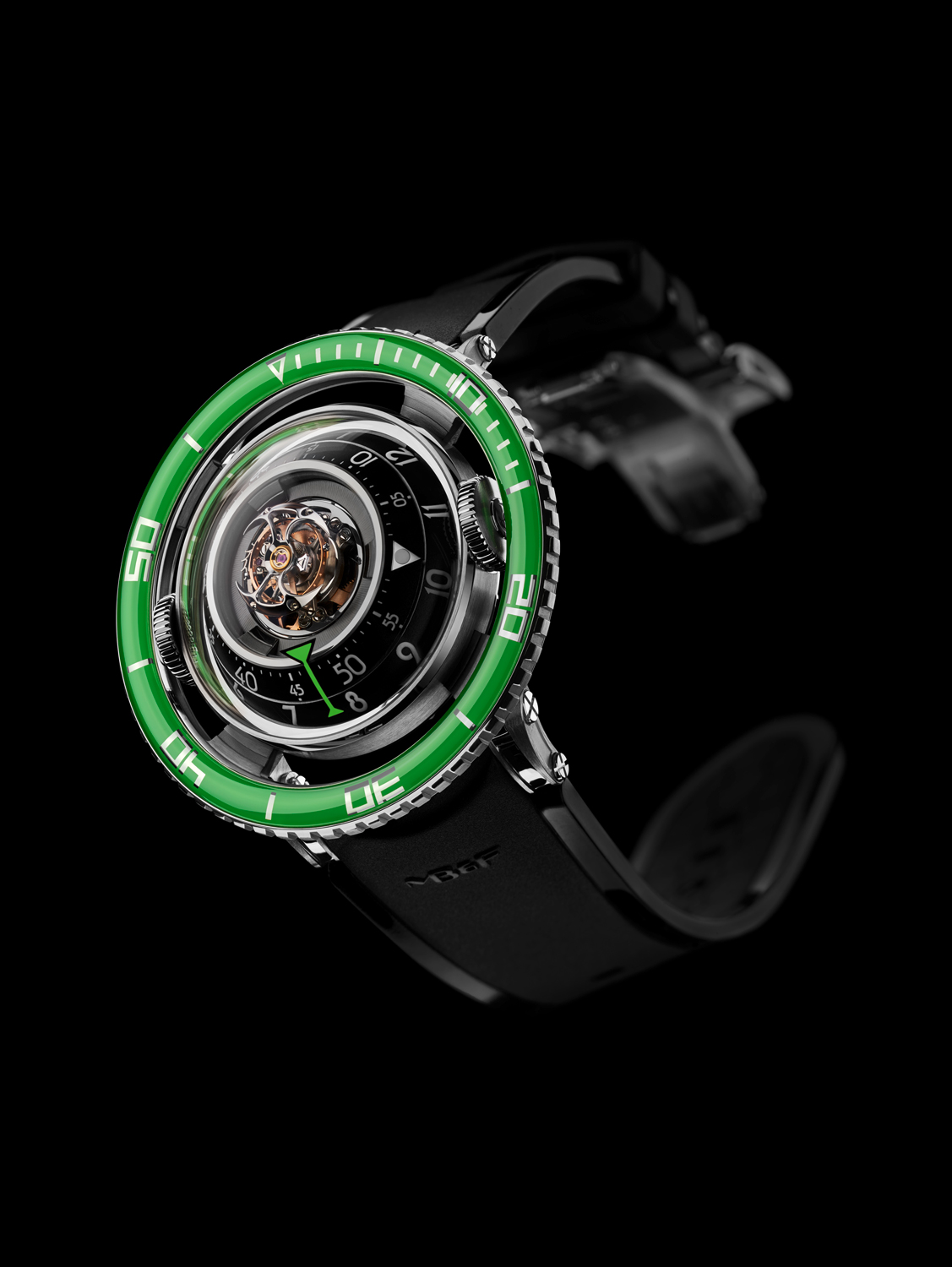 The idea for an aquatic watch originated from MB&F founder Maximilian Büsser’s memories of family beach holidays, which included an encounter with a jellyfish. While the encounter may have been minor, the seed it planted in Büsser’s brain for a three-dimensional timepiece powered by tentacles was anything but. And even though the concept for Horological Machine N°7 came relatively quickly, the development took many years.