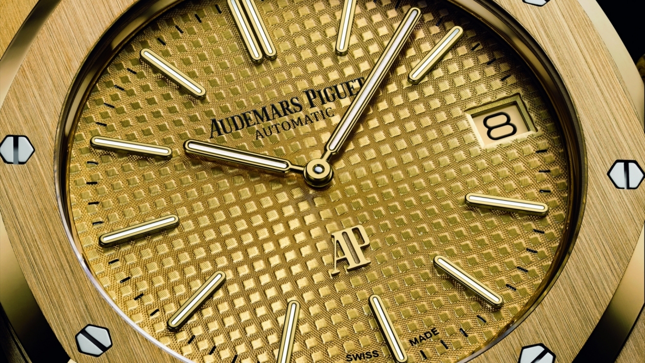 AP celebrates 40 years of the Royal Oak Metal
