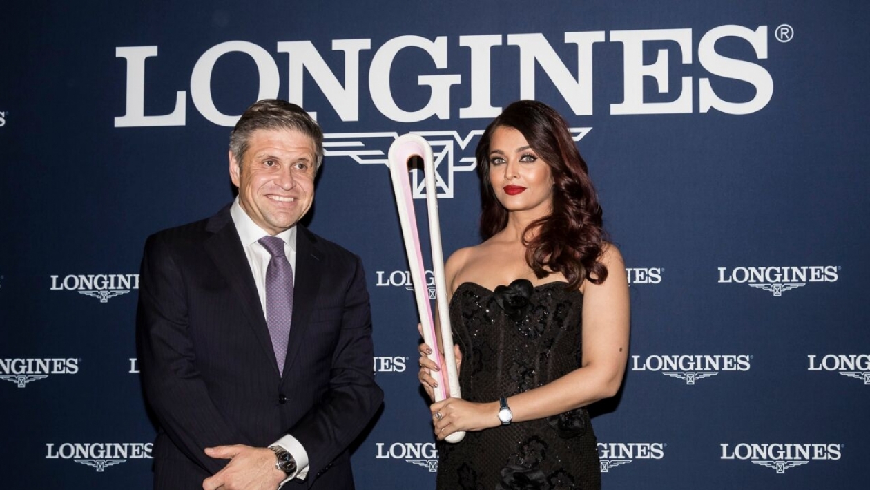 Longines Welcomes the Queen’s Baton