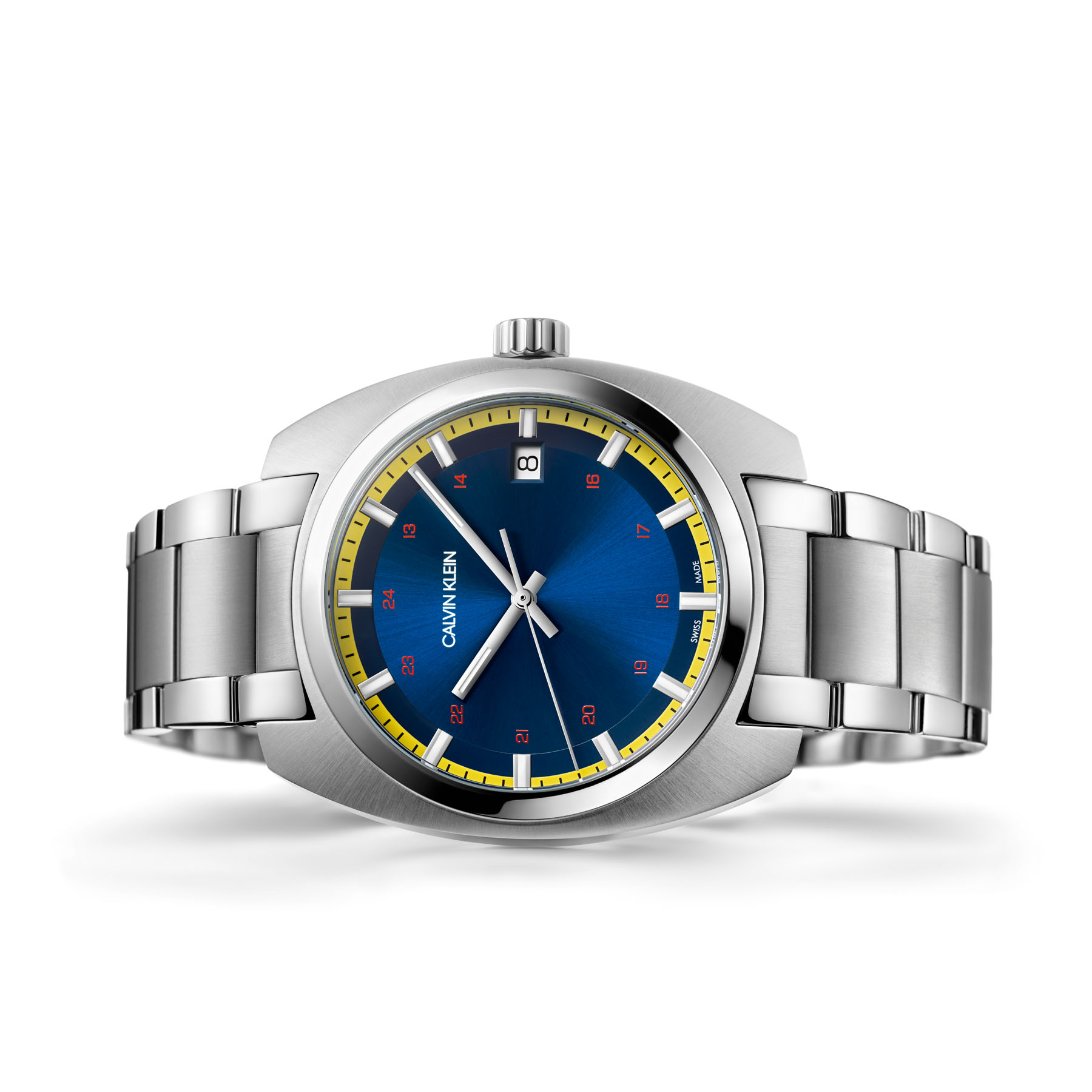 Chronograph dress watch for men. A modern case displays a retro vintage look with three-hand and chronograph interpretations. Available in two strap options, a three-link metal bracelet with butterfly buckle and pushers, and smooth, stitched leather straps. 