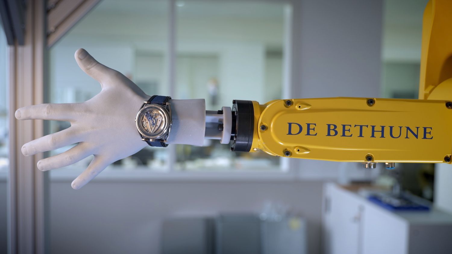 De Bethune’s showcases the new ‘Sensoriel Chronometry Project’