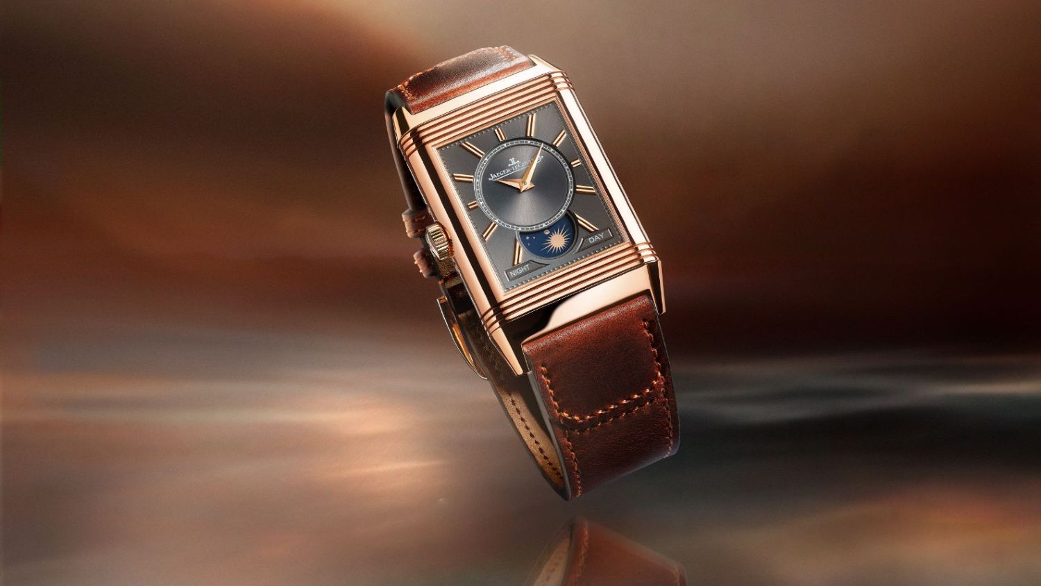 Jaeger-Lecoultre introduces Reverso Tribute Duoface Calendar