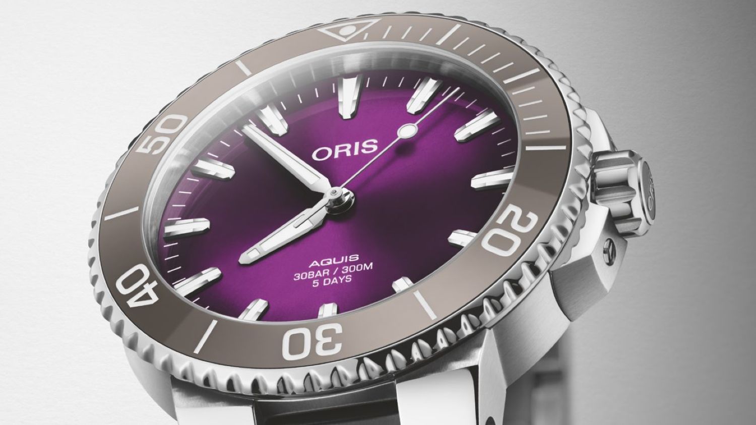 Oris unveils its Annual Hölstein Edition with a Violet Aquis