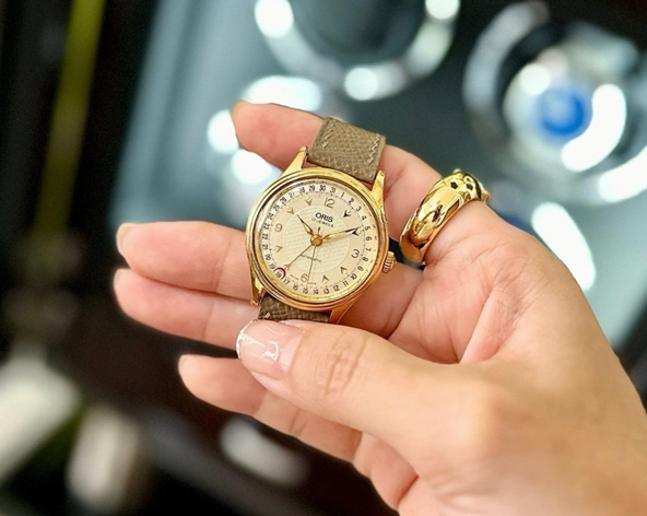 Wong’s vintageOris Pointer Date